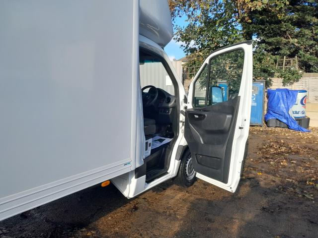 2021 Mercedes-Benz Sprinter 3.5T Progressive Luton (KS21XDN) Image 15