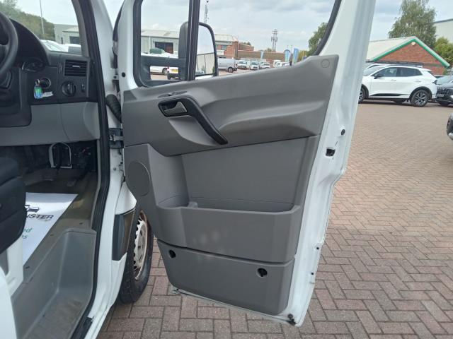 2018 Mercedes-Benz Sprinter 3.5T DROPSIDE  314CDI (KS67KWC) Image 30