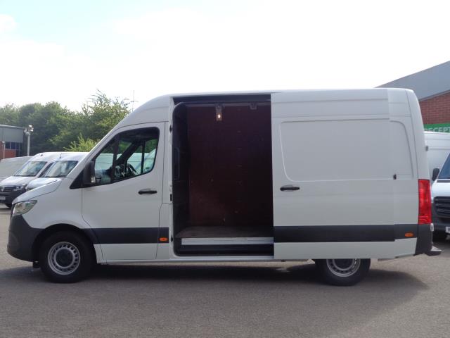 2020 Mercedes-Benz Sprinter 315 CDI LW H2 Progressive MWB (KS70AKN) Image 8