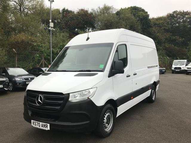 2020 Mercedes-Benz Sprinter 3.5T L2 H2 MWB PROGRESSIVE VAN EURO 6 (KS70ANR) Image 2