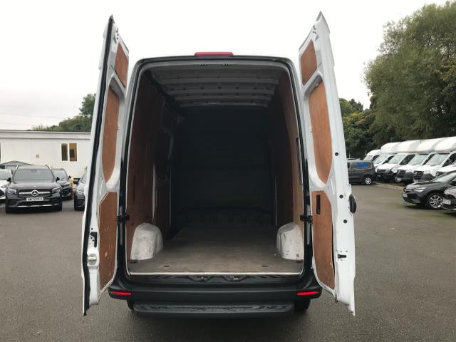 2020 Mercedes-Benz Sprinter 3.5T L2 H2 MWB PROGRESSIVE VAN EURO 6 (KS70ANR) Image 9