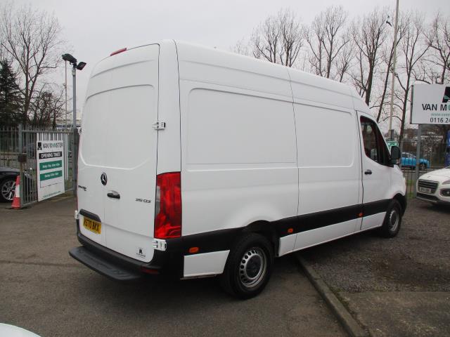 2020 Mercedes-Benz Sprinter 315CDI L2H2 RWD PROGRESSIVE (KS70BKX) Image 4