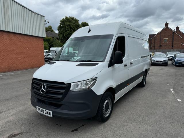 2020 Mercedes-Benz Sprinter 3.5T L2 H2 Progressive Van RWD 315 CDI (KS70DWW) Image 4