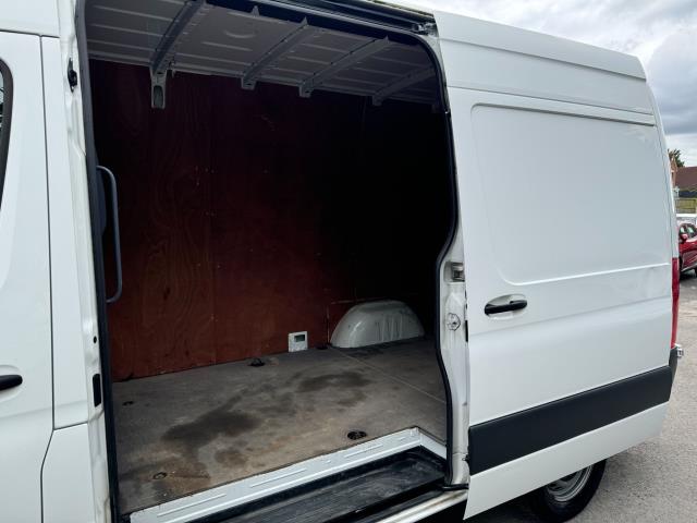 2020 Mercedes-Benz Sprinter 3.5T L2 H2 Progressive Van RWD 315 CDI (KS70DWW) Image 43