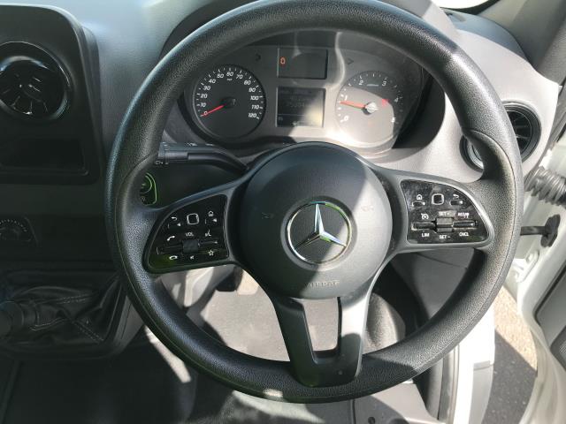 2020 Mercedes-Benz Sprinter 315CDI L2 H2 150PS PROGRESSIVE EURO 6 (KS70DXF) Image 12