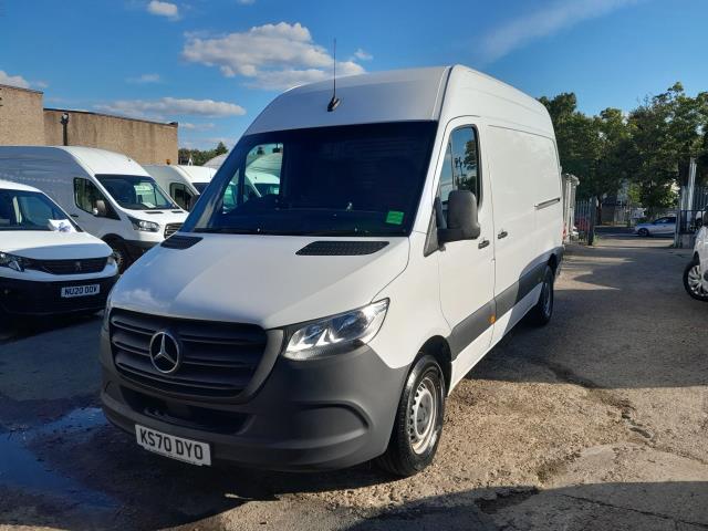 2020 Mercedes-Benz Sprinter 3.5T H2 L2 Progressive Van (KS70DYO) Image 4