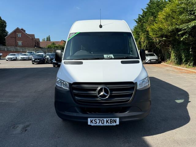 2020 Mercedes-Benz Sprinter 3.5T L2 H2 Progressive Van RWD 315 CDI (KS70KBN) Image 3