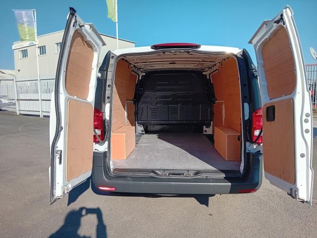 2022 Mercedes-Benz Vito 116CDI L3  PROGRESSIVE 160PS AUTO EURO 6 (KS71CNY) Image 26