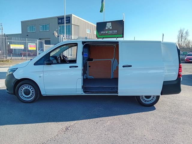2022 Mercedes-Benz Vito 116CDI L3  PROGRESSIVE 160PS AUTO EURO 6 (KS71CNY) Image 10