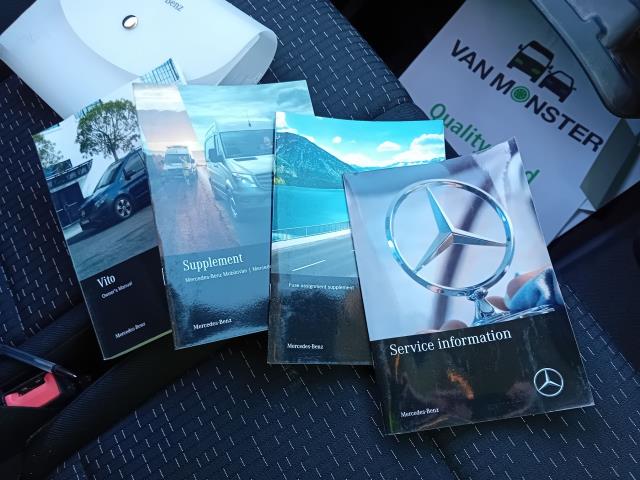 2022 Mercedes-Benz Vito 116CDI L3  PROGRESSIVE 160PS AUTO EURO 6 (KS71CNY) Image 29