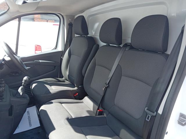 2022 Mercedes-Benz Sprinter 3.5T Progressive Dropside (KS71EWC) Image 8