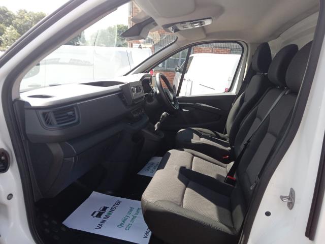 2022 Mercedes-Benz Sprinter 3.5T Progressive Dropside (KS71EWC) Image 7