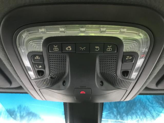 2022 Mercedes-Benz Sprinter 3.5T Progressive Dropside with Tail lift (KS71FSL) Image 33