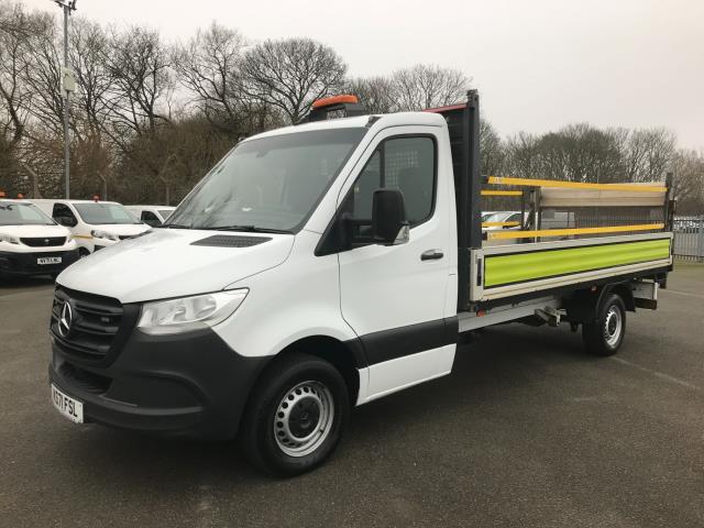 2022 Mercedes-Benz Sprinter 3.5T Progressive Dropside with Tail lift (KS71FSL) Image 4