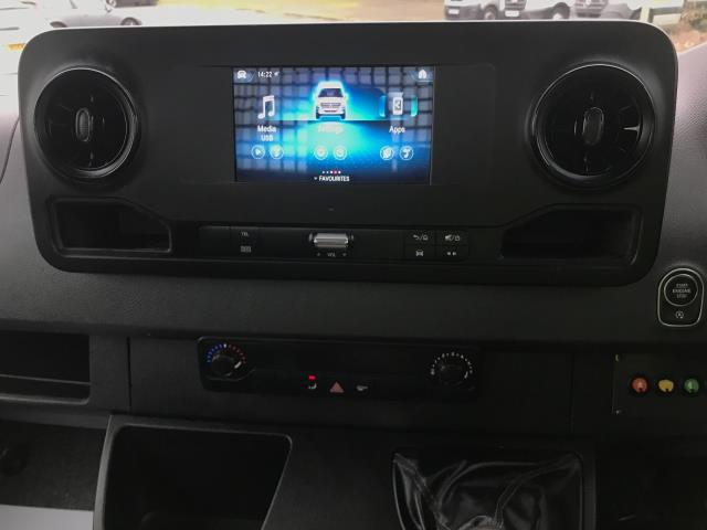 2022 Mercedes-Benz Sprinter 3.5T Progressive Dropside with Tail lift (KS71FSL) Image 25