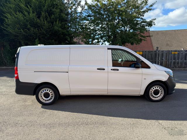 2022 Mercedes-Benz Vito 116Cdi Progressive Van 9G-Tronic (KS71NYN) Image 10