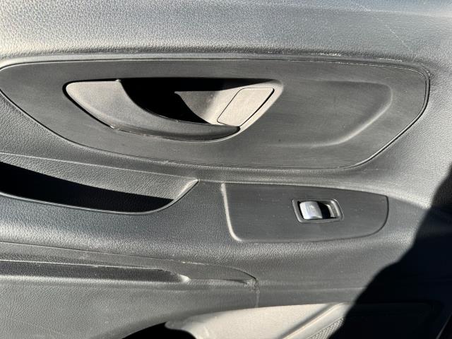 2022 Mercedes-Benz Vito 116Cdi Progressive Van 9G-Tronic (KS71NYN) Image 41
