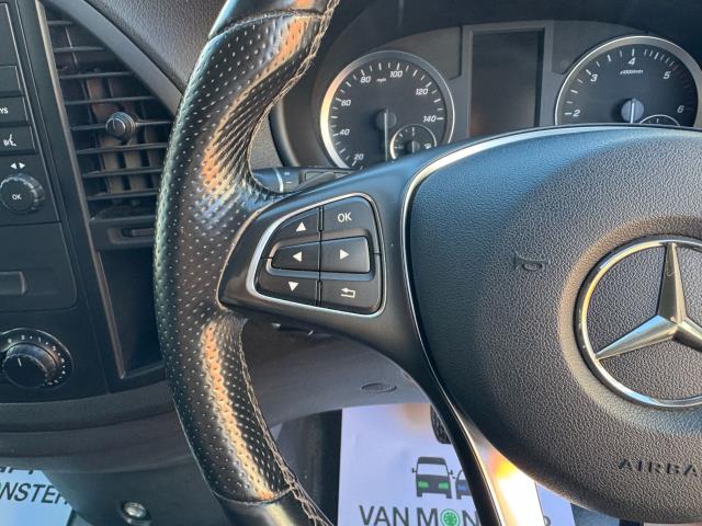 2022 Mercedes-Benz Vito 116Cdi Progressive Van 9G-Tronic (KS71NYN) Image 23