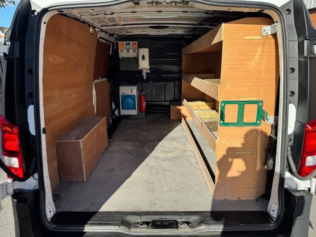 2022 Mercedes-Benz Vito 116Cdi Progressive Van 9G-Tronic (KS71NYN) Image 52