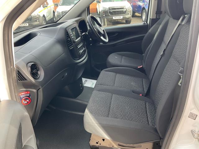 2022 Mercedes-Benz Vito 116Cdi Progressive Van 9G-Tronic (KS71NYX) Image 7