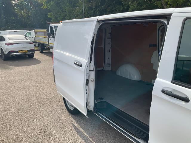2022 Mercedes-Benz Vito 116Cdi Progressive Van 9G-Tronic (KS71NYX) Image 16
