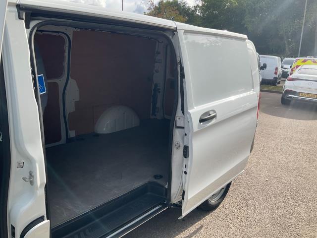 2022 Mercedes-Benz Vito 116Cdi Progressive Van 9G-Tronic (KS71NYX) Image 8