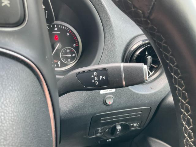 2022 Mercedes-Benz Vito 116Cdi Progressive Van 9G-Tronic (KS71NZG) Image 40