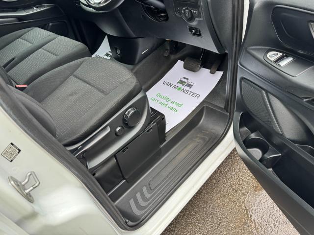 2022 Mercedes-Benz Vito 116 CDI L3 Progressive Van 9G-Tronic (KS71OAD) Image 17