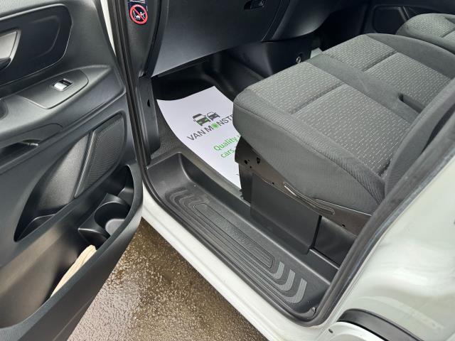 2022 Mercedes-Benz Vito 116 CDI L3 Progressive Van 9G-Tronic (KS71OAD) Image 41