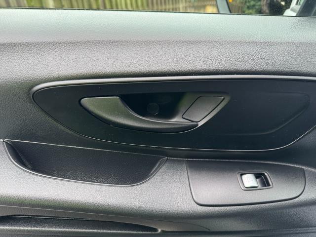 2022 Mercedes-Benz Vito 116 CDI L3 Progressive Van 9G-Tronic (KS71OAD) Image 44