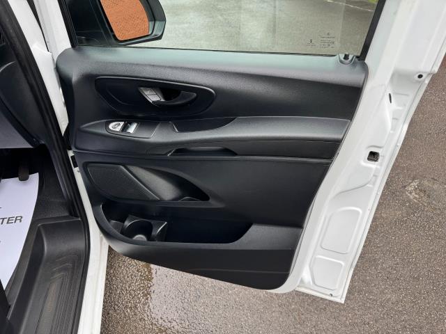 2022 Mercedes-Benz Vito 116 CDI L3 Progressive Van 9G-Tronic (KS71OAD) Image 18