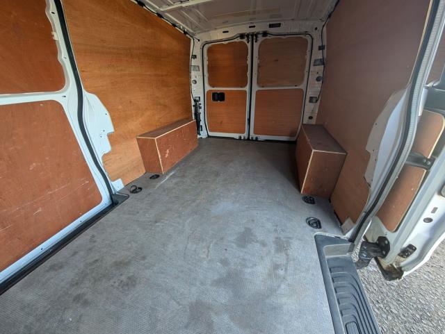 2022 Mercedes-Benz Vito 116Cdi Progressive Van 9G-Tronic (KS71OAG) Image 8