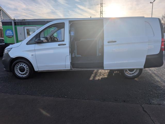 2022 Mercedes-Benz Vito 116Cdi Progressive Van 9G-Tronic (KS71OAG) Image 7