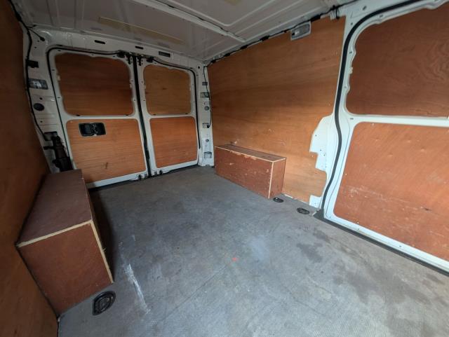 2022 Mercedes-Benz Vito 116Cdi Progressive Van 9G-Tronic (KS71OAG) Image 15