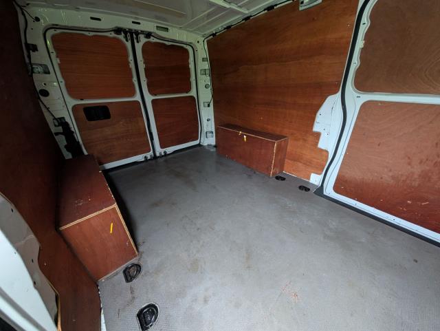 2022 Mercedes-Benz Vito 116Cdi Progressive Van 9G-Tronic (KS71OAH) Image 12
