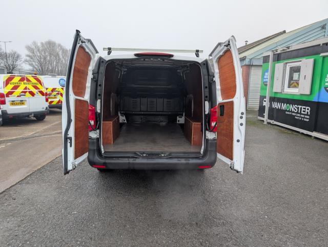 2022 Mercedes-Benz Vito 116Cdi Progressive Van 9G-Tronic (KS71OAH) Image 28