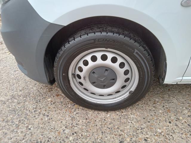 2022 Mercedes-Benz Vito 116Cdi Progressive Van 9G-Tronic (KS71OAL) Image 33