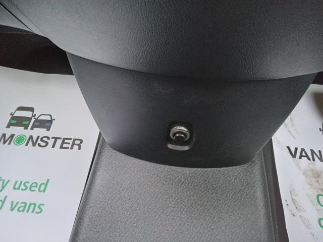 2022 Mercedes-Benz Vito 116Cdi Progressive Van 9G-Tronic (KS71OAL) Image 29