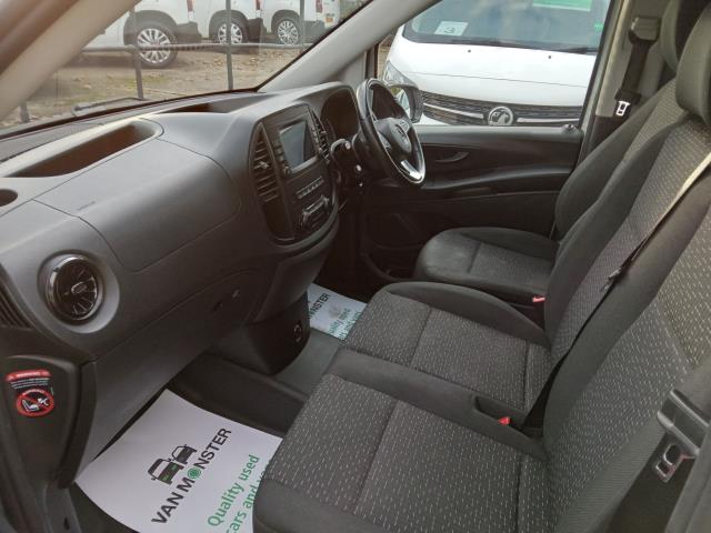 2022 Mercedes-Benz Vito 116Cdi Progressive Van 9G-Tronic (KS71OAL) Image 17