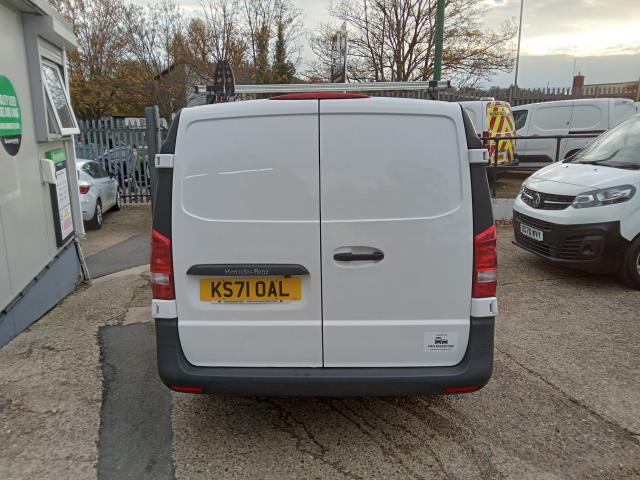 2022 Mercedes-Benz Vito 116Cdi Progressive Van 9G-Tronic (KS71OAL) Image 7