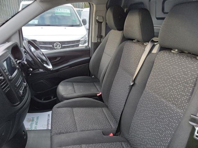 2022 Mercedes-Benz Vito 116Cdi Progressive Van 9G-Tronic (KS71OAL) Image 18