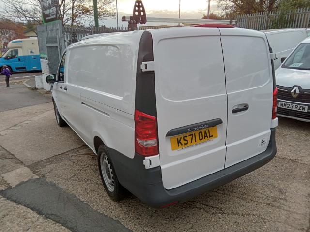 2022 Mercedes-Benz Vito 116Cdi Progressive Van 9G-Tronic (KS71OAL) Image 10