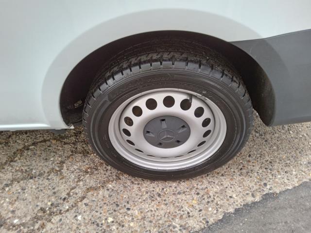 2022 Mercedes-Benz Vito 116Cdi Progressive Van 9G-Tronic (KS71OAL) Image 32