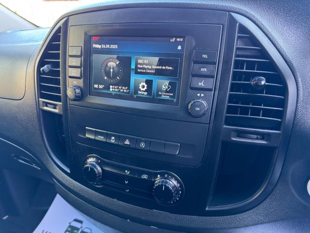 2022 Mercedes-Benz Vito 116 CDI Progressive Van 9G-Tronic (KS71OAW) Image 31