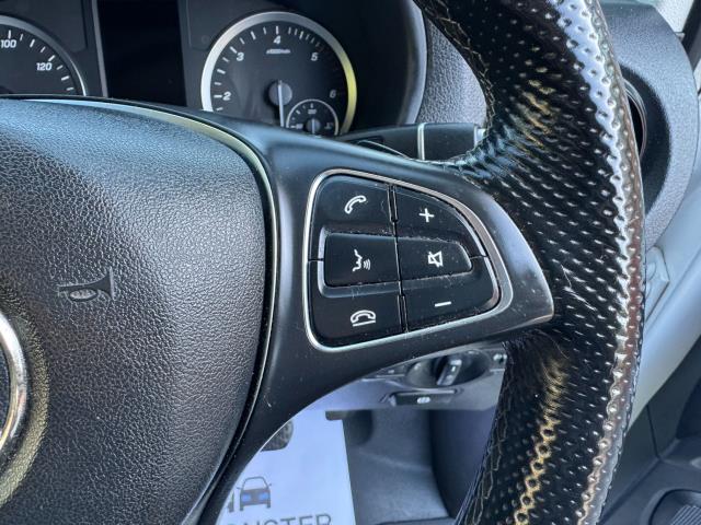 2022 Mercedes-Benz Vito 116 CDI Progressive Van 9G-Tronic (KS71OAW) Image 24