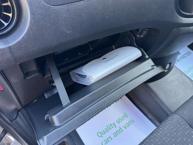 2022 Mercedes-Benz Vito 116 CDI Progressive Van 9G-Tronic (KS71OAW) Image 49