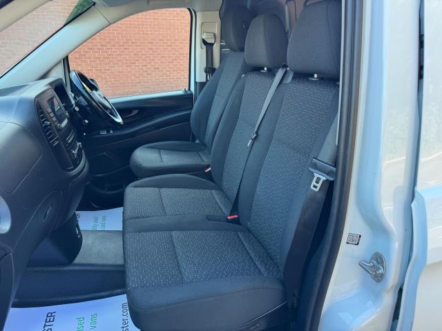 2022 Mercedes-Benz Vito 116 CDI Progressive Van 9G-Tronic (KS71OAW) Image 43