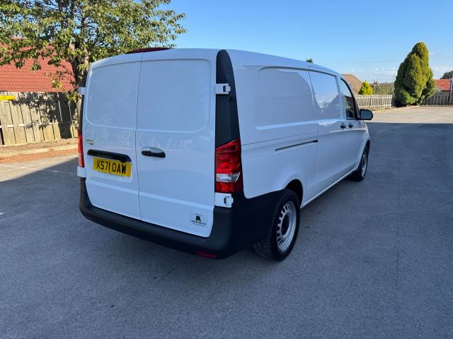 2022 Mercedes-Benz Vito 116 CDI Progressive Van 9G-Tronic (KS71OAW) Image 9