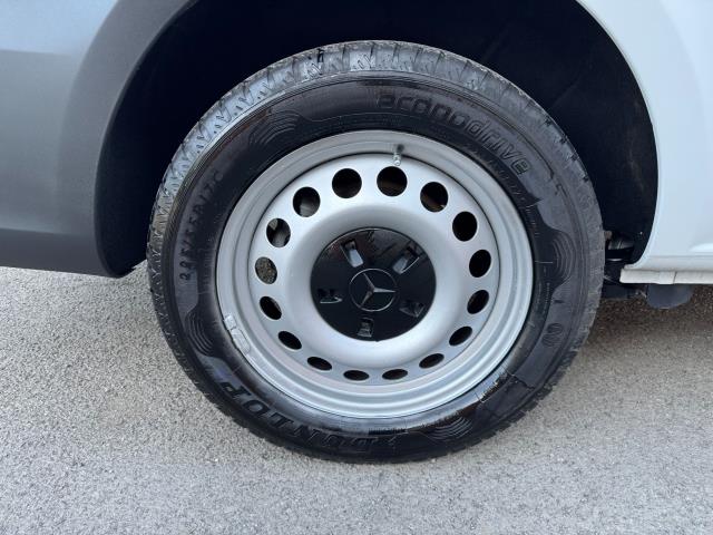 2022 Mercedes-Benz Vito 116 CDI Progressive Van 9G-Tronic (KS71OAW) Image 68