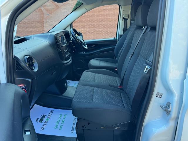 2022 Mercedes-Benz Vito 116 CDI Progressive Van 9G-Tronic (KS71OAW) Image 42